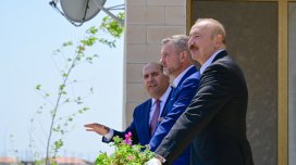 Prezidentlər Baş Qərvənd kəndində görülən işlərlə tanış oldu - FOTO