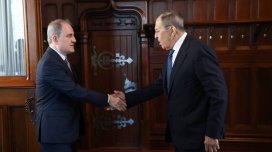 Ceyhun Bayramovla Sergey Lavrov arasında görüş başlayıb
