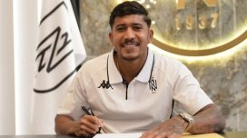 "Neftçi" Varqasın transferini açıqladı