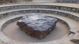 Yerdəki ən böyük meteorit: 60 tonluq "Hoba" niyə nəhəng krater yaratmayıb?