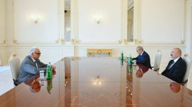 İlham Əliyev Dünya Güləş Birliyinin prezidentini qəbul etdi - FOTO