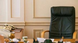 Məktəb direktoru xadiməni təsərrüfat işləri üzrə müdir vəzifəsinə necə təyin edib?