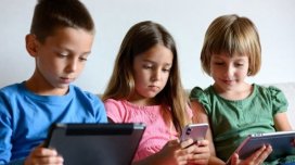 Uşağın telefonunu yoxlamaq şəxsi həyata müdaxilədir? &ndash; Hüquqi İZAH