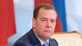 Medvedyev: Rusiya ya böyük dövlət olacaq, ya da ümumiyyətlə mövcud olmayacaq