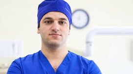 Bakıda əməliyyat edilən 31 yaşlı həkim vəfat etdi - 80 nəfər qan vermişdi