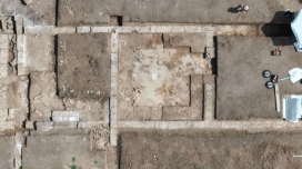 Arxeoloqlar Aristotelin Makedoniyalı İsgəndərə dərs dediyi məktəbi tapdı