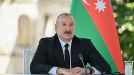 İlham Əliyev Türkmənistana işgüzar səfərdədir