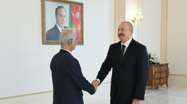İlham Əliyev İranın daxili işlər nazirini qəbul etdi - FOTO