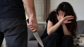 Həyat yoldaşına 16 bıçaq zərbəsi endirən şəxs: "Ailəmin dağılmasını istəmirdim"