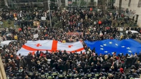 "Qərb Gürcüstanda hakimiyyəti dəyişməyə çalışır" - AÇIQLAMA