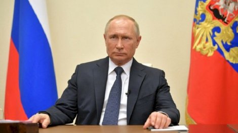 Putin: "Kiyev yanaşmasının mənasız olduğunu nə qədər tez başa düşsə..."