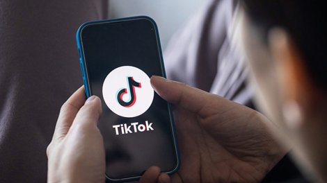 "Ucuzluq Univermağ"a 70 min "atıb" "TikTok"da xərclədi