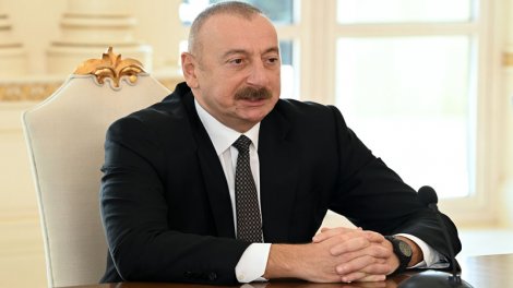 İlham Əliyev Davosda “The Goldman Sachs Group İnc.” şirkətinin qlobal məsələlər üzrə prezidenti ilə görüşdü