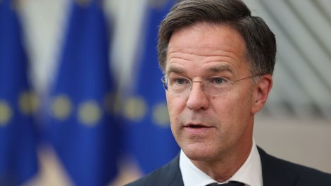 Rutte: Rusiya üç ayda NATO-nun bir ildə istehsal etdiyi qədər mərmi istehsal edir