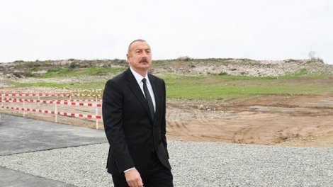 Prezident Xocalı soyqırımının 33-cü ildönümü ilə bağlı videoçarx paylaşdı