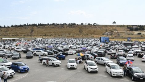 Maşın bazarında mövqe dəyişikliyi