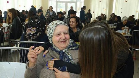 Qocalar evində neçə ahıl yaşayır?