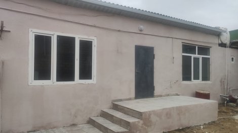 Sabunçu rayonu, Albalı qəsəbəsində təcili ev satılır! - FOTO