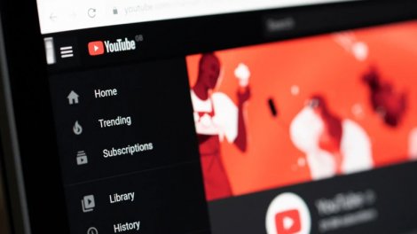 "YouTube" iki nəfərlik ucuz Premium abunəlik planını sınaqdan keçirir - Nələr olacaq?