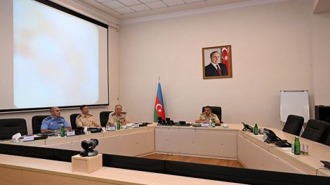 Müdafiə naziri: İlham Əliyev Azərbaycan Ordusunun fəaliyyətindən razıdır