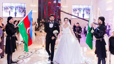 Sevgi və məntiq: Pakistanlı Əli və azərbaycanlı Nərgiz necə evlənib?