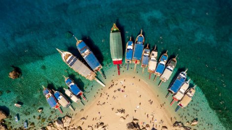 Turistlər "Türkiyə Maldivləri" adlandırdıqları gizli adanı kəşf etdi