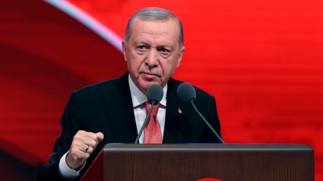 Ərdoğan: İlham Əliyev bölgəyə sülhü gətirəcək lider olaraq tarixə düşəcək
