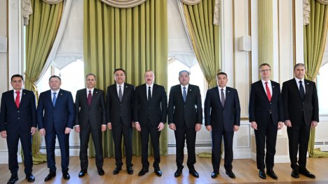 
Prezident TDT DİN başçılarının ikinci görüşünün iştirakçılarını qəbul etdi - FOTO