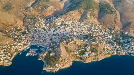 Avtomobillərin qadağan olunduğu inanılmaz yunan adası - Niyə bu qədər cəlbedicidir?