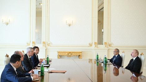 Prezident Alman İqtisadiyyatının Şərq Komitəsinin sədrini qəbul etdi - FOTO
