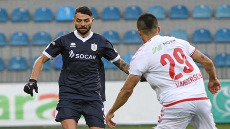 Millinin üzvü "Neftçi"dən ayrıldı