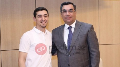 Əsgərlikdən yeni gəldi, dekan müavini təyin edildi