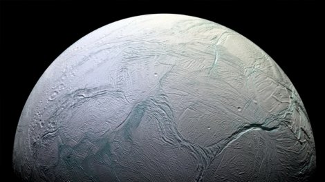 Niyyət Europa, qismət Enceladus: NASA-nın araşdırma robotu üçün yeni ümid
