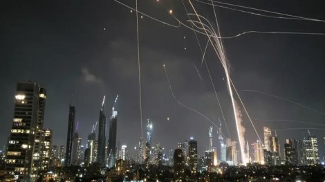 İran İsrailə yeni raket hücumuna başladı