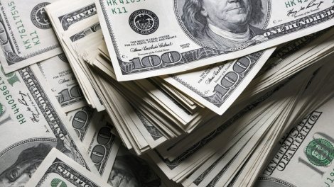 "Fitch": Bu ilin sonunda Azərbaycanın beynəlxalq ehtiyatları 13 milyard dolları ötəcək