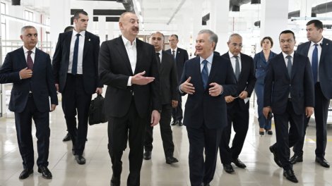 Prezidentləri Xankəndidəki "Businesstex JV" tikiş fabrikinin fəaliyyəti ilə tanış oldu - FOTO