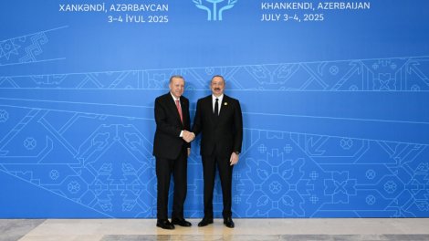 Xankəndidə Zirvə görüşü keçirilir: Prezident çıxış etdi - YENİLƏNİR/CANLI