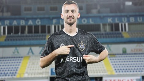 “Qarabağ” daha bir legionerlə vidalaşdı