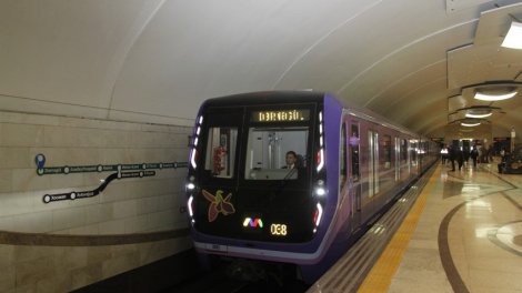 Metroda qatarların hərəkət vaxtı uzadılacaq