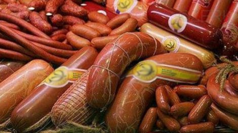 Açıq havada satılan kolbasa və sosiskaların hansı zərərləri var?