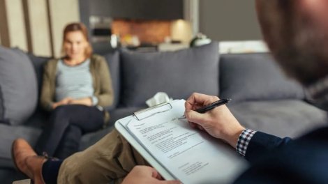 Cəmiyyətin psixoloji yardım almağa münasibəti necədir?
