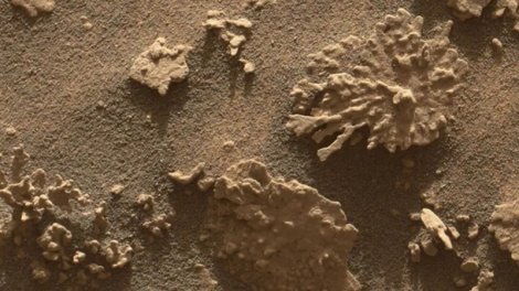 Marsdan daha bir maraqlı qaya: Qırmızı planetdə suyun dəlili?