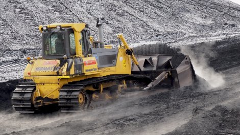 Dövlət qurumu 2,5 milyonluq buldozer alır