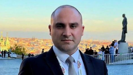 İki ay əvvəl vəzifəyə təyin edilən jurnalist işdən ayrıldı