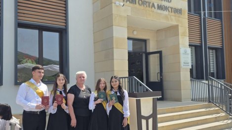 Daha bir kəndin bütün məzunları tələbə oldu