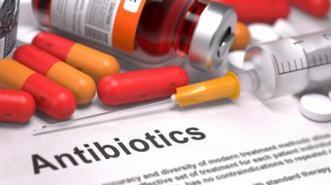 Antibiotik istifadə edərkən nələrə diqqət olunmalıdır? - AÇIQLAMA