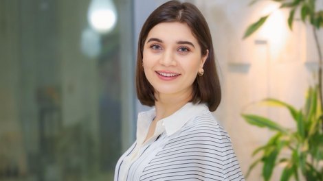 Elnarə Baxış vəzifəsindən ayrıldı
