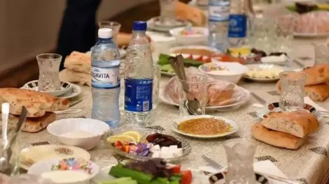 Daha bir rayonda dəbdəbəli ehsan ləğv edildi