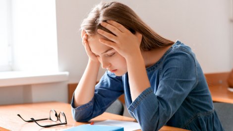 Artıq çəkini yaradan səbəblərdən biri də stress və yorğunluqdur?