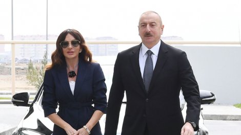 Prezident və xanımı Pekində ziyafətdə iştirak etdi
